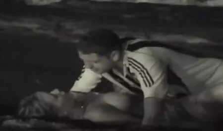 Afrikai Háziasszony Elbaszott szörös pinák