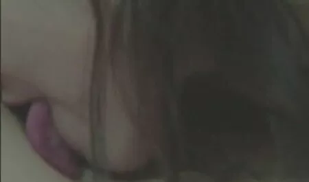 ez ad nagy csöcsök egy nagy solo.
