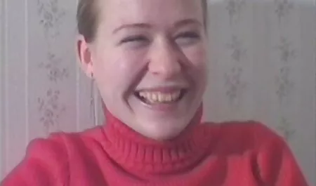 Barna Celine Benazir kanos, ingyen pirno szar egyedül egy dildo.