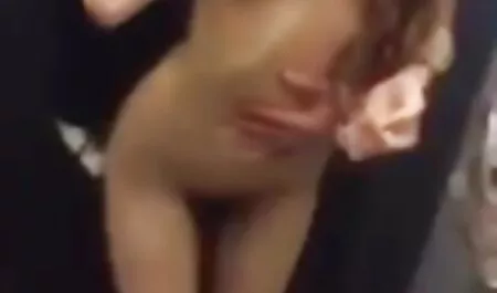 Egy aranyos vörös hajú tini meztelen csajok ad nekem egy Érzéki Szopás.