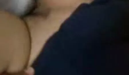 Leszbikus milf szex látja felesége kibaszott stud pornó