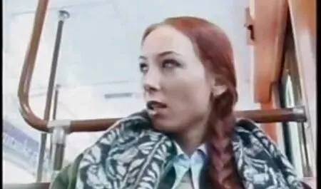 Játszik a seggem, punci, sexi csajok vibrátor egy balek