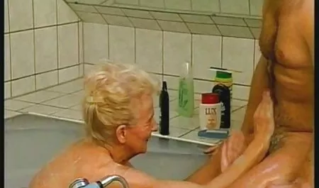 Szexi Szopás Arc, Arc puncinyalás