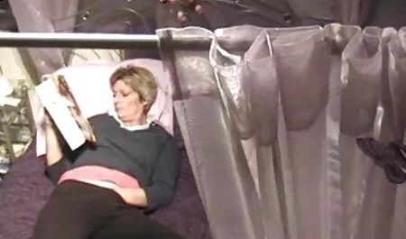 Nagy csöcsös BBW családi sex videók kitölti a puncija cum