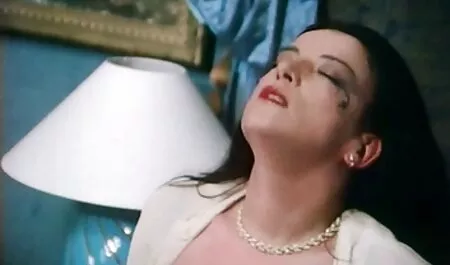 18videoz-Clary-kibaszott busty tini élő szex csevegés szex anyámmal
