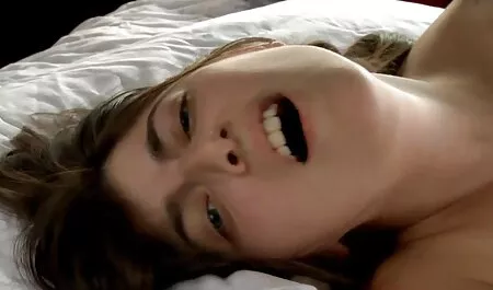 Sovány modell fakeager elcsábította, eret sex majd szar ügynök.