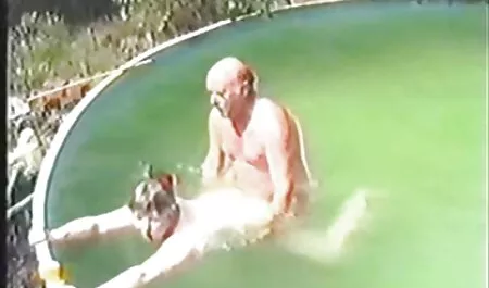 az első interracial Leszbikus apa dugja lányát Szex.