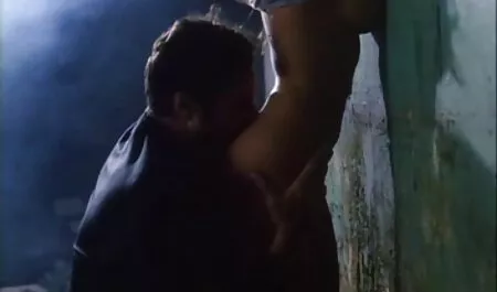 Sovány ribanc osztott által Anális indavideo szexfilmek plug