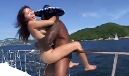Rabszolga erotikus video rabságból egy szörnyű fétis szex jelenet